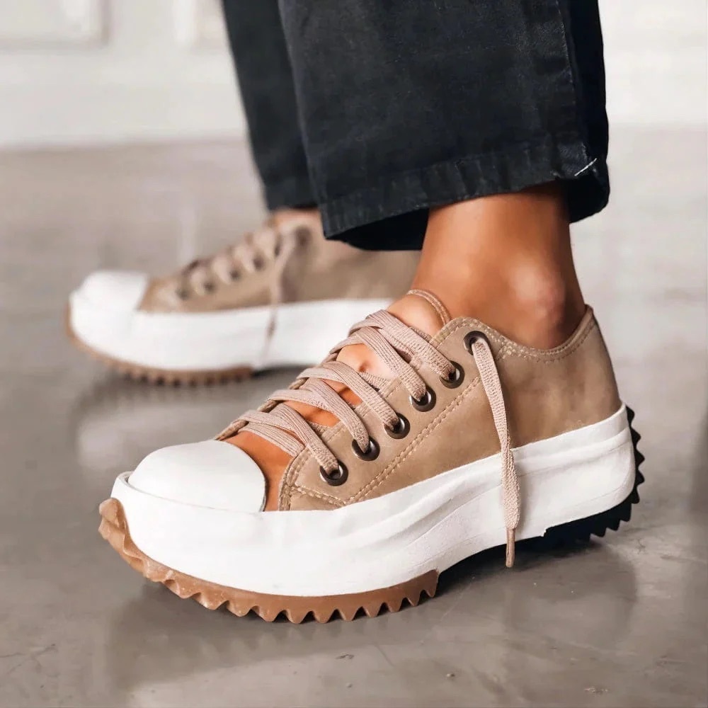 Stylish Tan and White Women's Sneakers 
Brand new, never worn